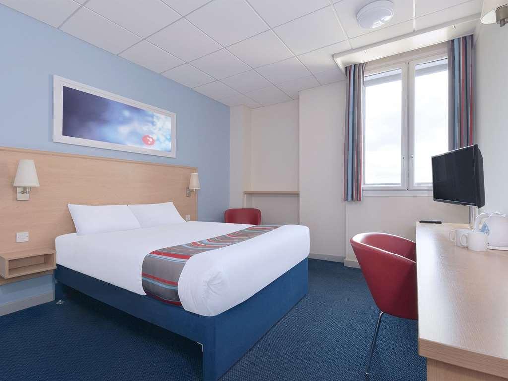 Travelodge Newcastle Whitemare Pool Low Walker Kamer foto