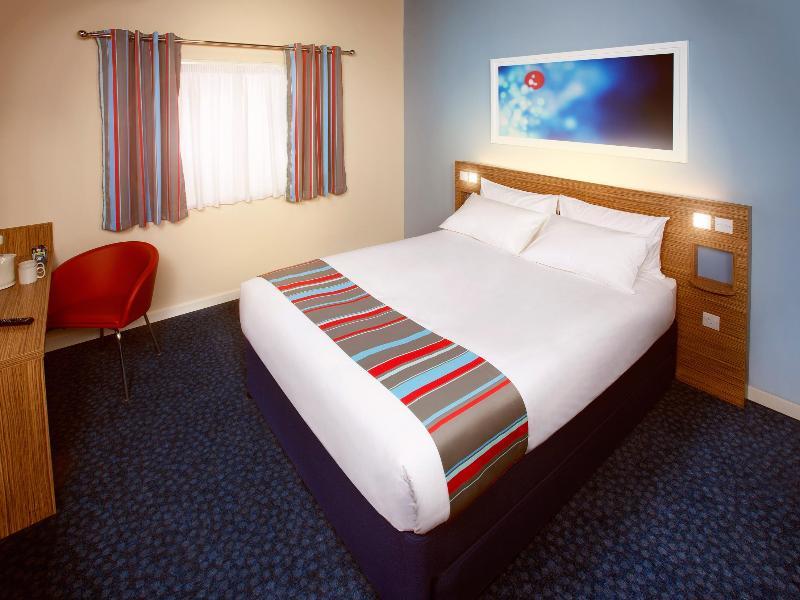 Travelodge Newcastle Whitemare Pool Low Walker Buitenkant foto